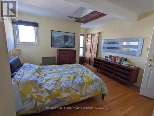 1 - 509 King Edward Avenue, Ottawa, ON - Indoor Photo Showing Bedroom