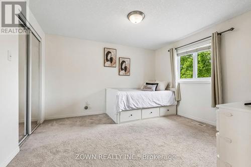 60 Marl Meadow Drive, Kitchener, ON - Indoor Photo Showing Bedroom