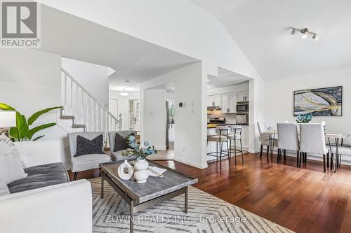 60 Marl Meadow Drive, Kitchener, ON - Indoor Photo Showing Living Room
