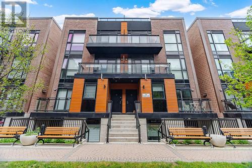 302 - 26 COLES AVENUE  Vaughan, ON L4L 0J1