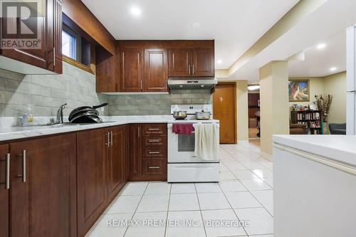 35 Barkwin Drive, Toronto, ON - Indoor Photo Showing Kitchen