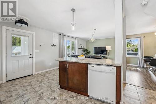 976 Guelph Street, Kitchener, ON - Indoor Photo Showing Other Room