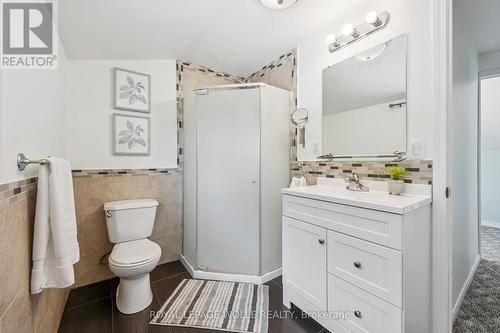 976 Guelph Street, Kitchener, ON - Indoor Photo Showing Bathroom