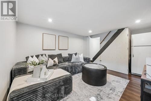 976 Guelph Street, Kitchener, ON - Indoor
