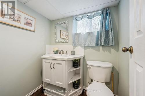 976 Guelph Street, Kitchener, ON - Indoor Photo Showing Bathroom