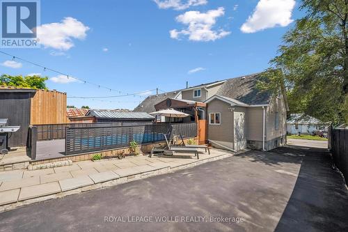 976 Guelph Street, Kitchener, ON - Outdoor