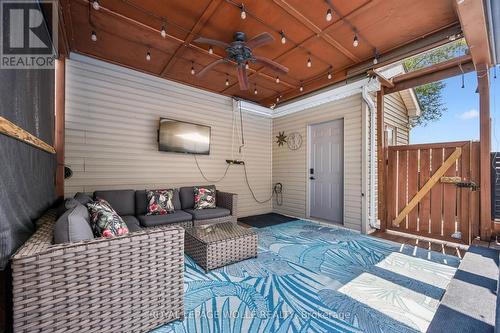 976 Guelph Street, Kitchener, ON - Outdoor With Exterior