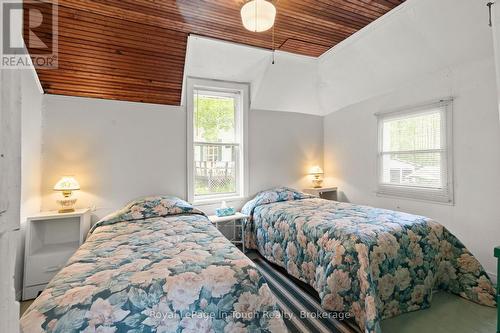 3 Bedroom 2nd Floor - 2865 Severn River, Severn, ON - Indoor Photo Showing Bedroom