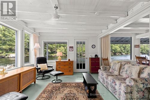 Living room View over the water - 2865 Severn River, Severn, ON - Indoor
