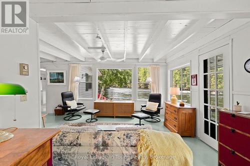 This portion of the cottage is over water - 2865 Severn River, Severn, ON - Indoor