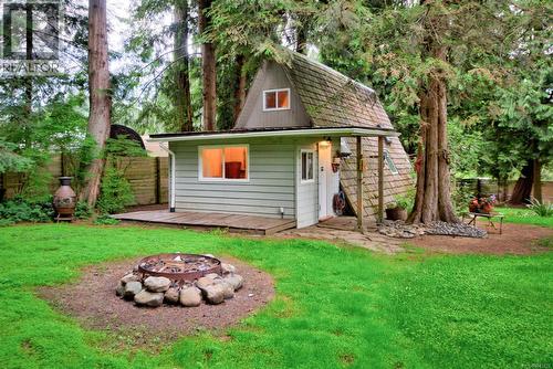7685 Ships Point Rd, Fanny Bay, BC - Outdoor