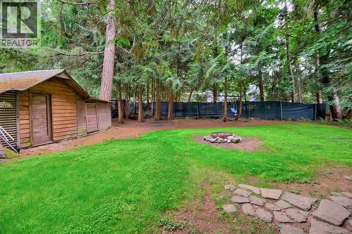 7685 Ships Point Rd, Fanny Bay, BC - Outdoor