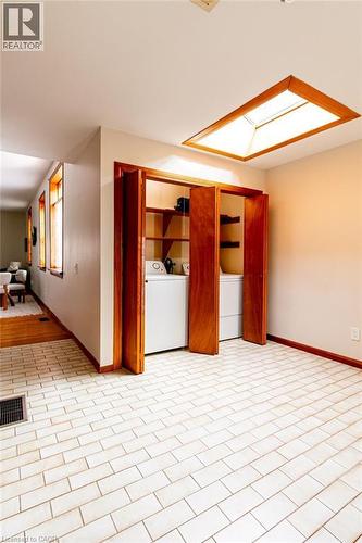 218 Bay Street S, Hamilton, ON - Indoor Photo Showing Other Room