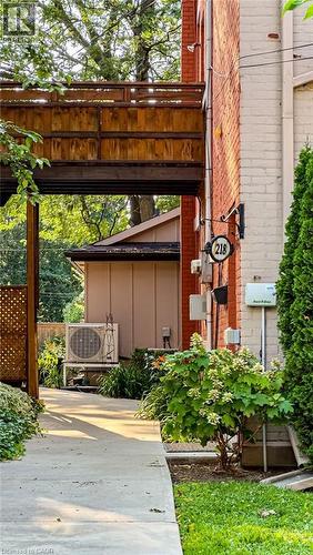 218 Bay Street S, Hamilton, ON - Outdoor