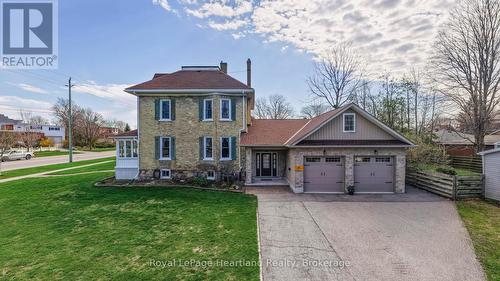 67 Elgin Avenue W, Goderich (Goderich (Town)), ON - Outdoor With Facade