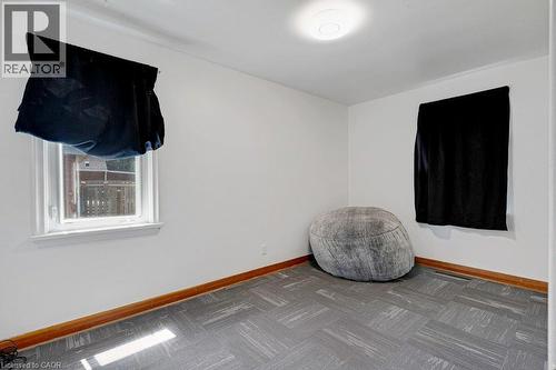 86 Christopher Drive, Cambridge, ON - Indoor Photo Showing Other Room