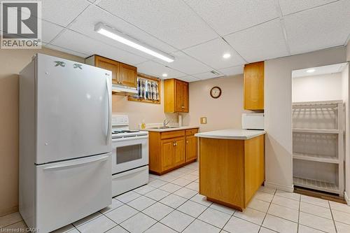 86 Christopher Drive, Cambridge, ON - Indoor Photo Showing Other Room
