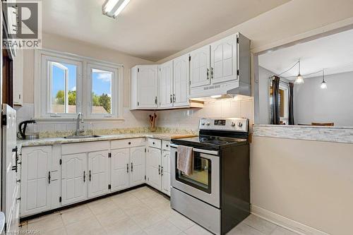 86 Christopher Drive, Cambridge, ON - Indoor Photo Showing Kitchen