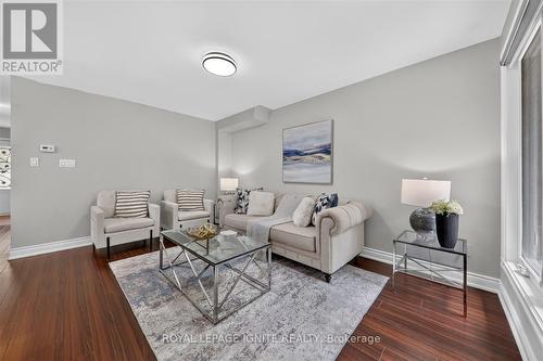 1569 Norwill Crescent, Oshawa, ON - Indoor Photo Showing Living Room