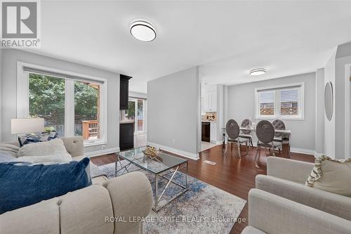 1569 Norwill Crescent, Oshawa, ON - Indoor Photo Showing Living Room