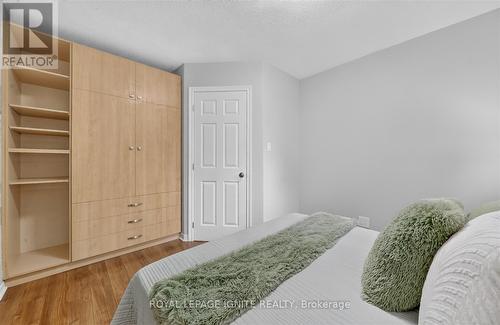 1569 Norwill Crescent, Oshawa, ON - Indoor Photo Showing Bedroom