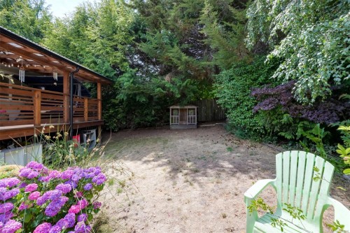 3832 Pitcombe Pl, Saanich, BC 