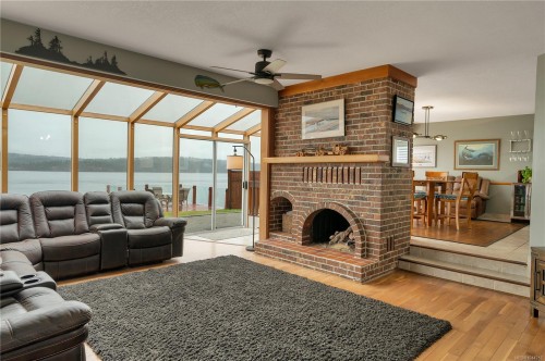 4675 Discovery Dr, Campbell River, BC 