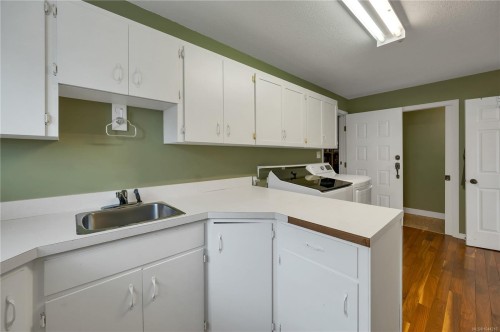 4675 Discovery Dr, Campbell River, BC 