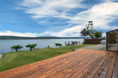 4675 Discovery Dr, Campbell River, BC 