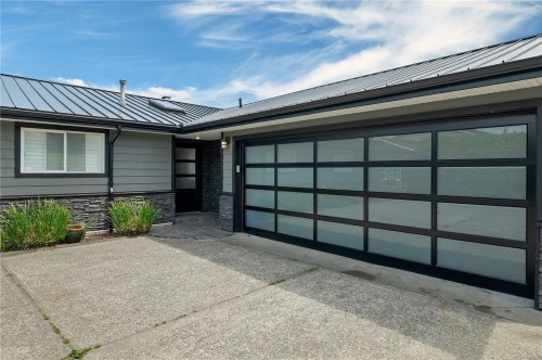 4675 Discovery Dr, Campbell River, BC 
