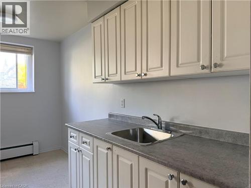 443 HAZEL Street Unit# 9 , Waterloo, Ontario N2L 3P7 2