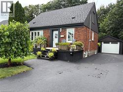 60 GALBRAITH Drive  Hamilton, ON L8G 1Z9