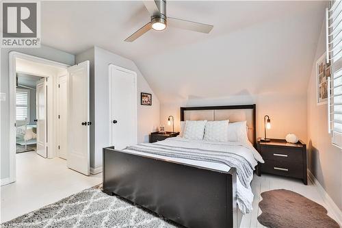 60 Galbraith Drive, Hamilton, ON - Indoor Photo Showing Bedroom
