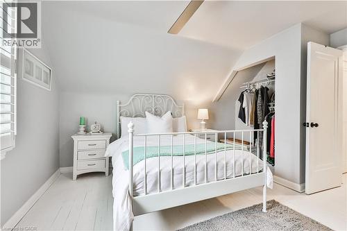 60 Galbraith Drive, Hamilton, ON - Indoor Photo Showing Bedroom