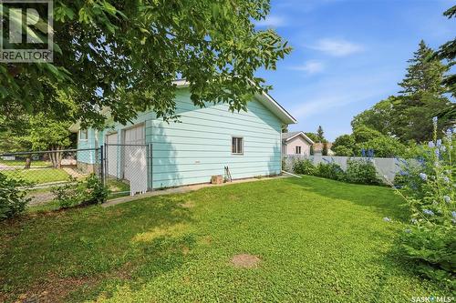 29 Macdowall Crescent, Prince Albert, SK - Outdoor