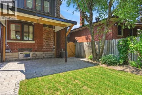 252 Fairfield Avenue, Hamilton, ON - Outdoor With Exterior