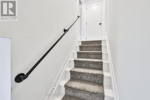 60 Galbraith Drive, Hamilton, ON - Indoor Photo Showing Other Room