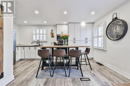 60 Galbraith Drive, Hamilton, ON - Indoor Photo Showing Dining Room