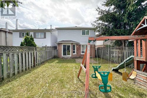 865 Attersley Drive, Oshawa, ON - Outdoor