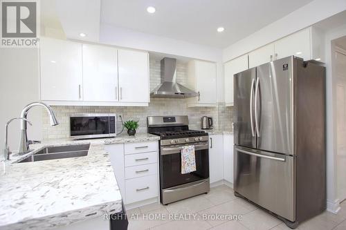 865 Attersley Drive, Oshawa, ON - Indoor Photo Showing Kitchen With Stainless Steel Kitchen With Double Sink