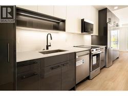 1380 Pridham Avenue Unit# 415 Kelowna, BC V1Y 6B5