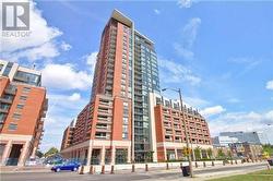 403 - 800 LAWRENCE AVENUE W Toronto, ON M6A 0B1