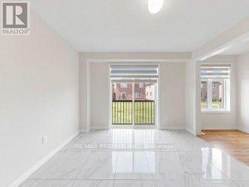 380 Leanne Lane, Shelburne, ON - Indoor Photo Showing Other Room