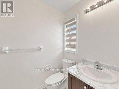 380 Leanne Lane, Shelburne, ON - Indoor Photo Showing Bathroom
