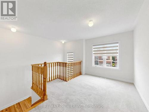 380 Leanne Lane, Shelburne, ON - Indoor Photo Showing Other Room