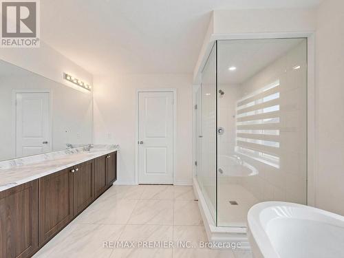 380 Leanne Lane, Shelburne, ON - Indoor Photo Showing Bathroom