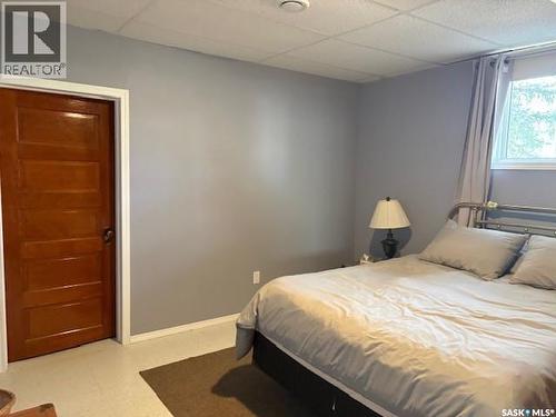 211 Throne Street, Sceptre, SK - Indoor Photo Showing Bedroom