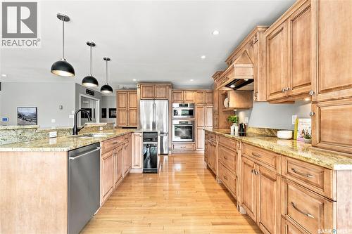 431 Rogers Court, Saskatoon, SK - Indoor Photo Showing Kitchen With Upgraded Kitchen
