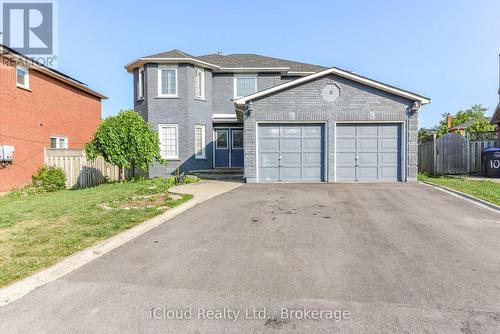 8 ST MARK PLACE  Brampton, ON L6X 3W5