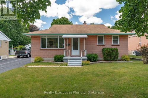 82 CASSINO AVENUE  Guelph (St. George's), ON N1E 2J3